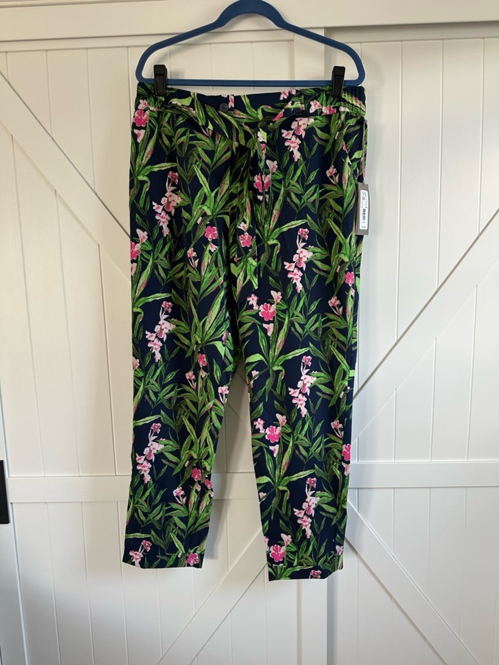 NWT Eva Mendes NY&C Floral Ankle Pants XL Navy Tropical Stretch Pants